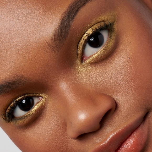 e.l.f. cosmetics The New Classics Palette - Picture 9 of 15